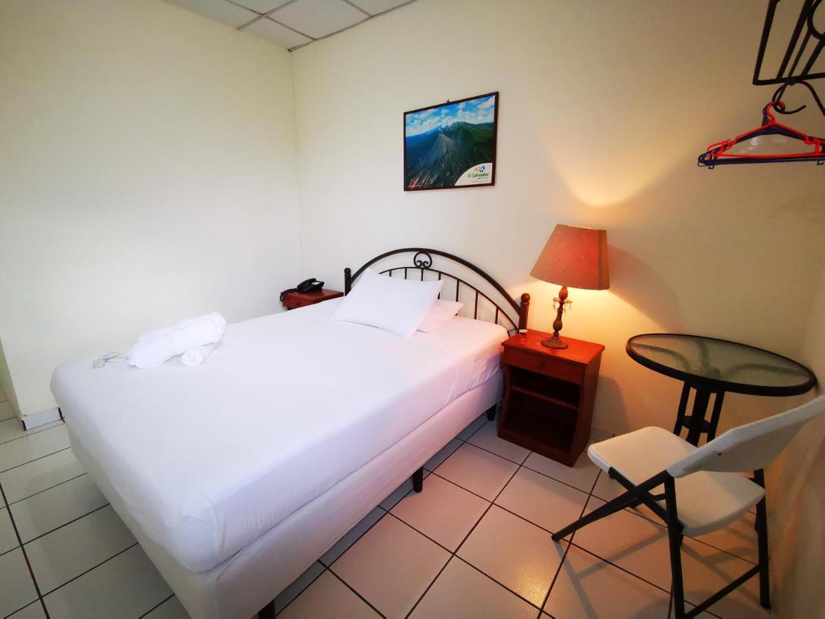 Hotel Armonia Hostal San Salvador Exterior foto