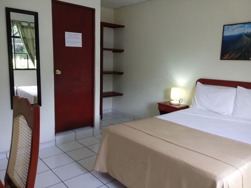 Hotel Armonia Hostal San Salvador Exterior foto