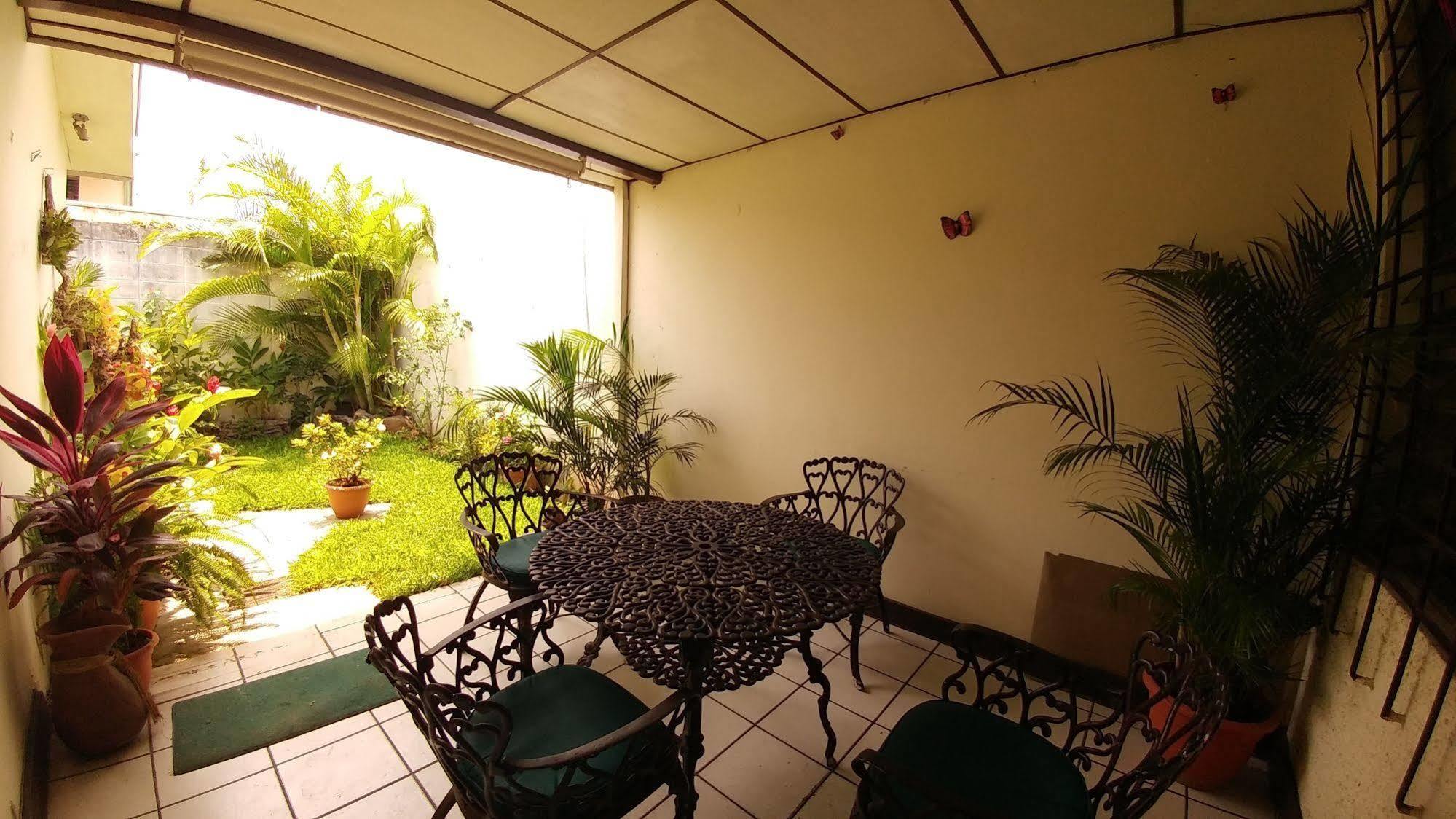 Hotel Armonia Hostal San Salvador Exterior foto